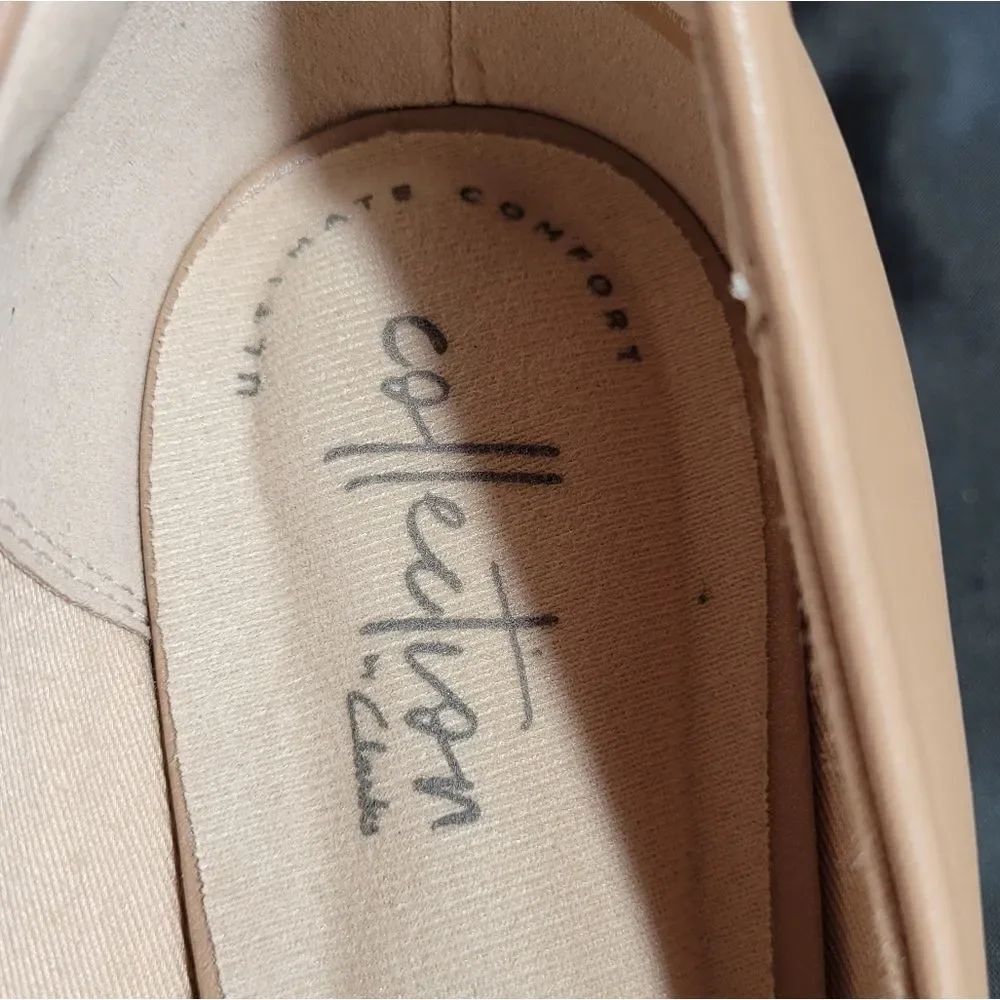 CLARKS COLLECTION ULTIMATE COMFORT SHOES - Picture 7 of 15